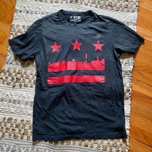 New Balance Pacers Running size M t-shirt